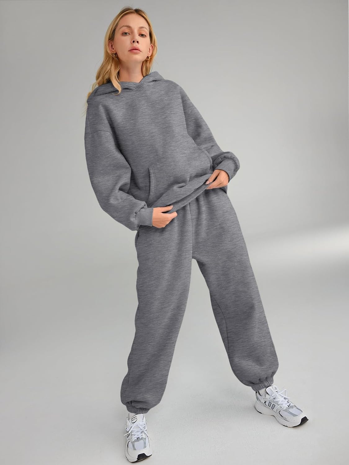 Womens 2 Piece Outfits Lounge Hoodie Sweatsuit Sets Oversized Sweatshirt Baggy Fall Fashion Sweatpants with Pockets